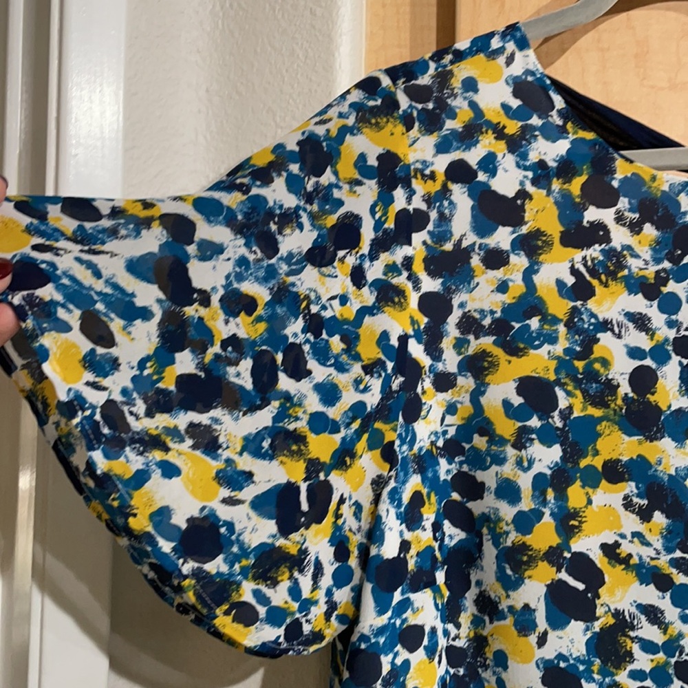 Color Block Blouse - Picture 2 of 6
